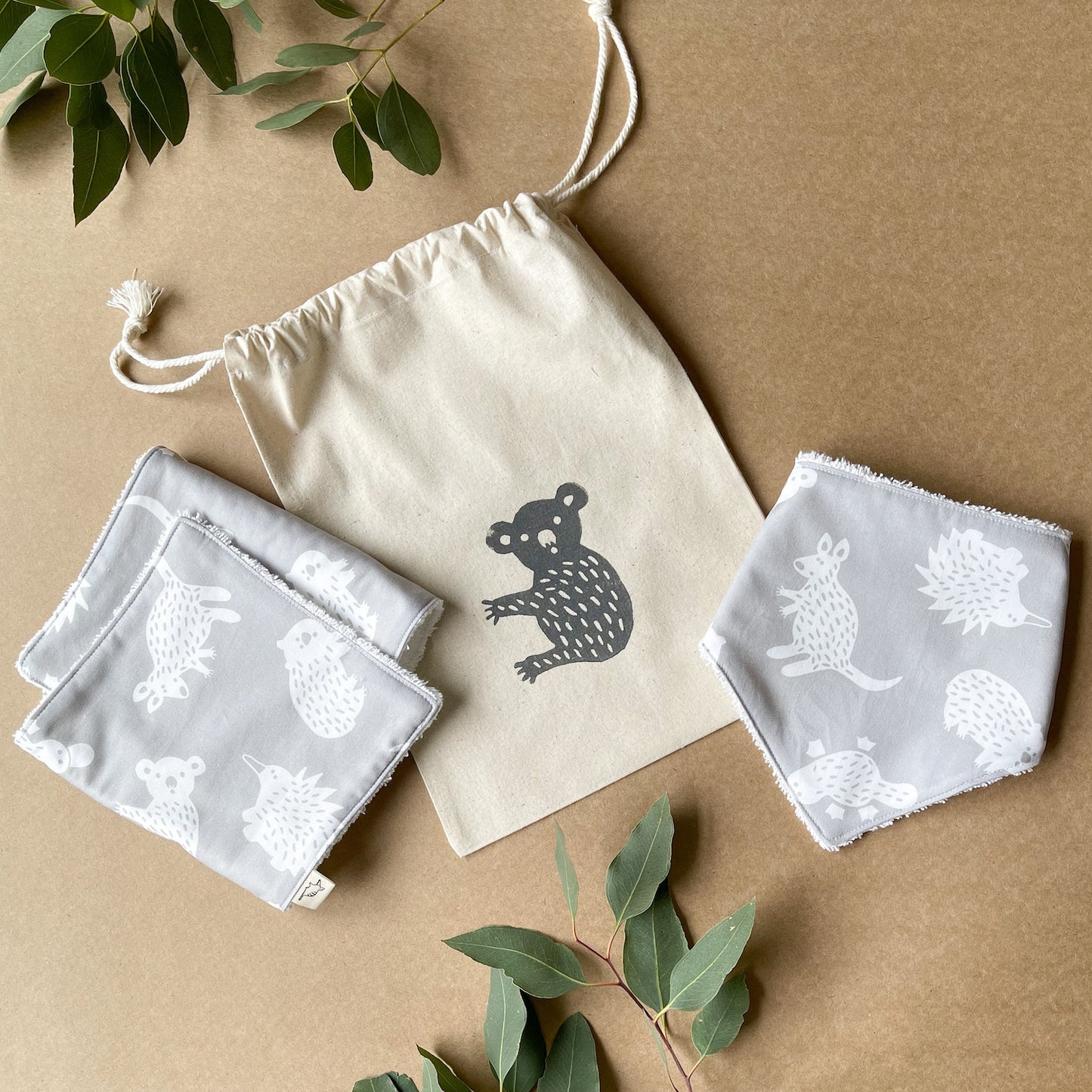 Bib and Burp Cloth Bundle – Grey Australian Animals-Bandicute