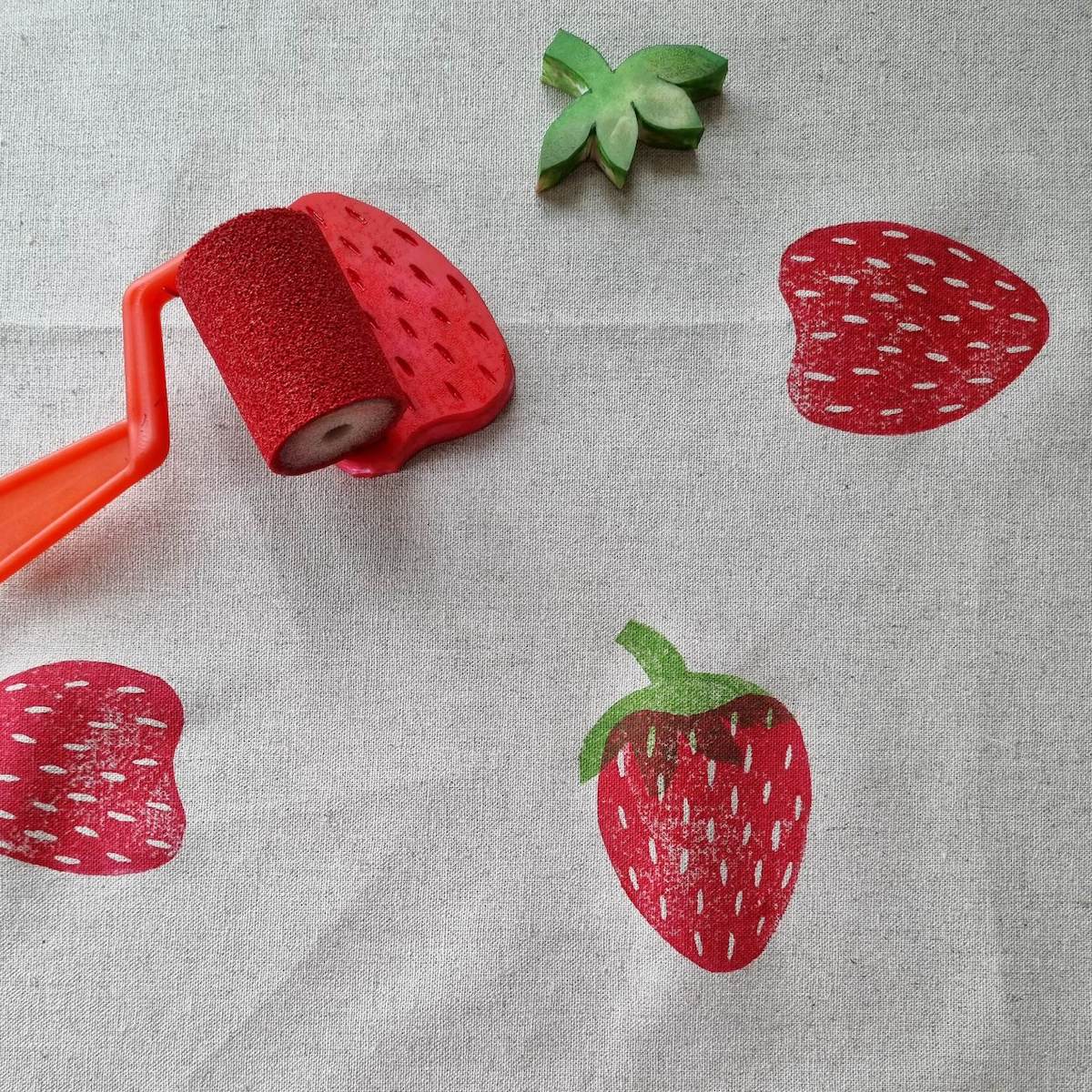 Block Printed Tea Towel - Strawberries-Bandicute