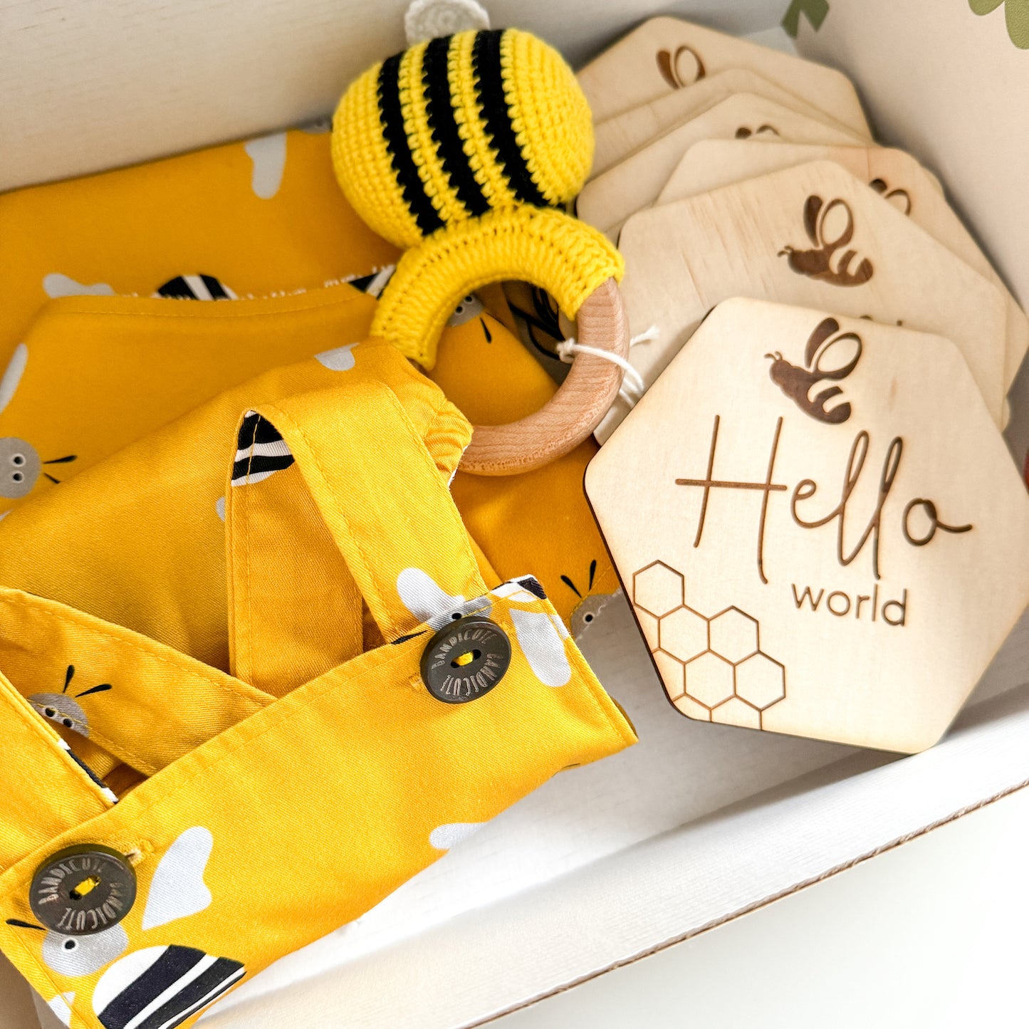 Bee Baby Gift Box-Bandicute