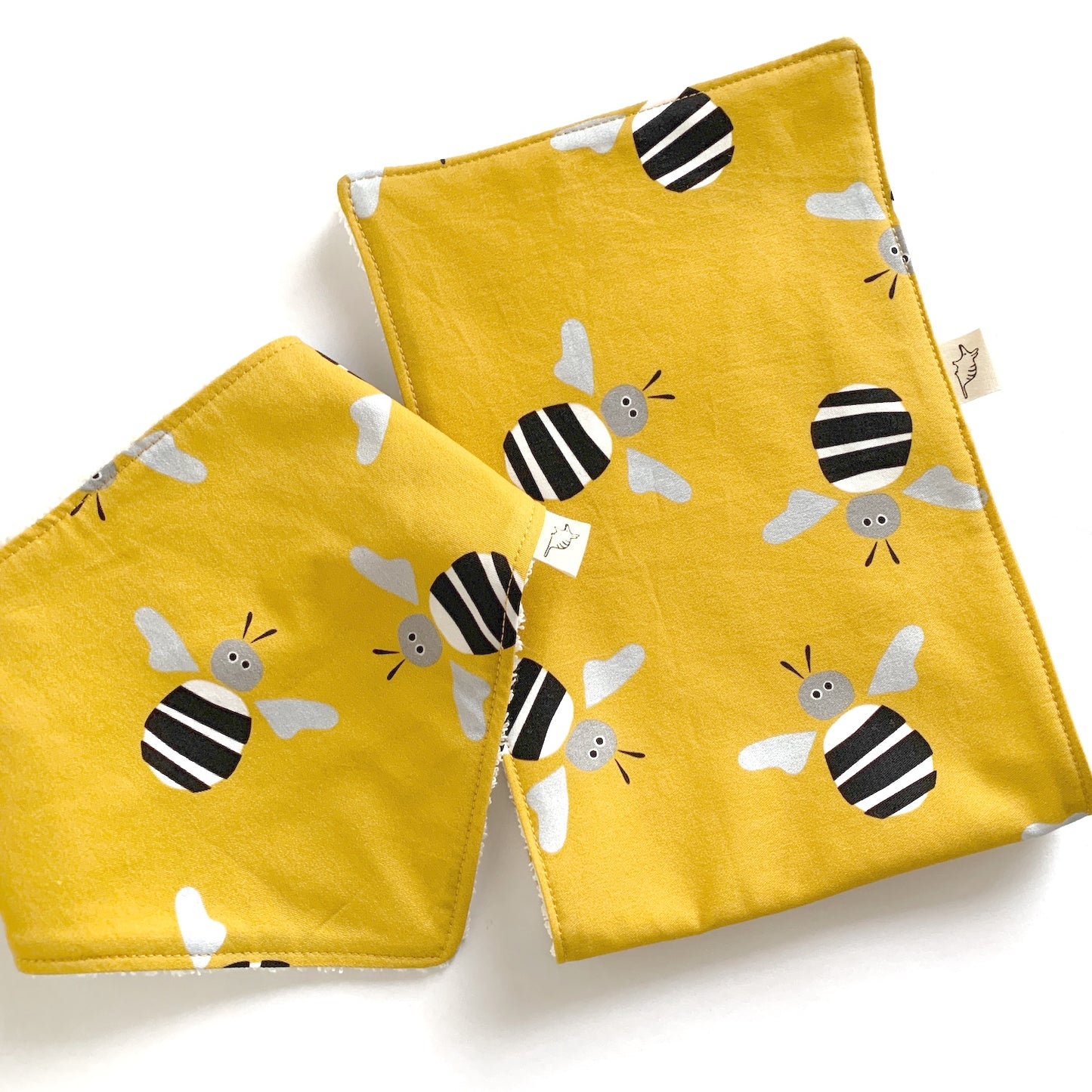 Bib and Burp Cloth Bundle – Bees-Bandicute