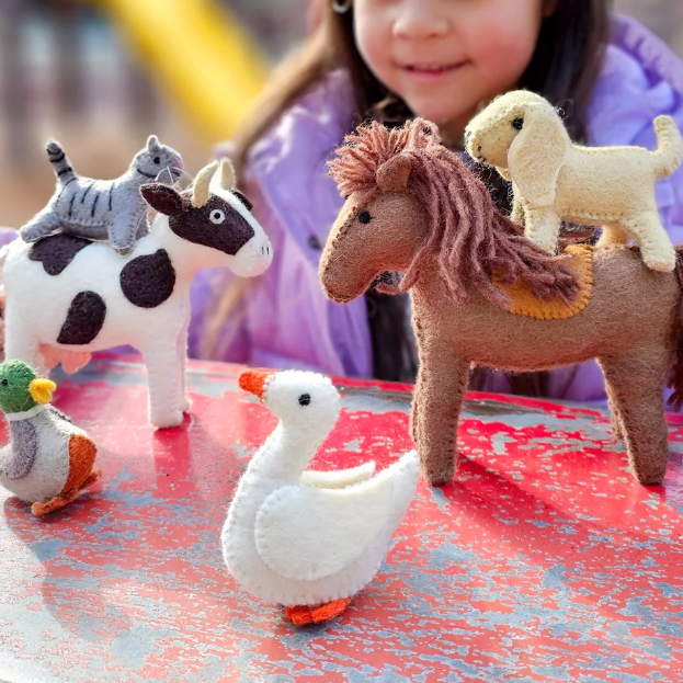 Felt Farm Animal Toy Set - 10 Pieces-Bandicute