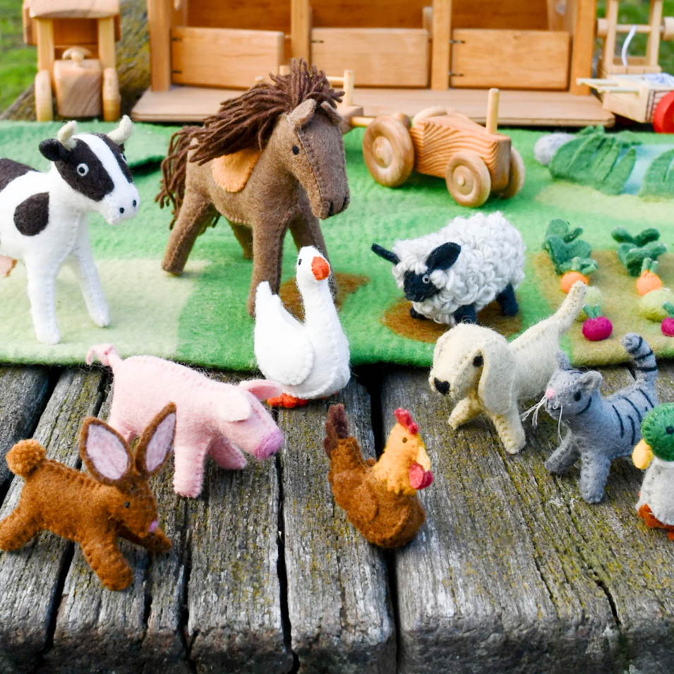 Felt Farm Animal Toy Set - 10 Pieces-Bandicute