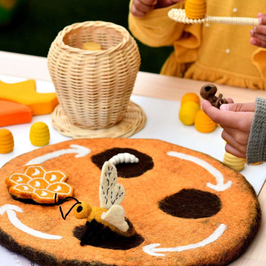 Felt Lifecycle of a Honey Bee-Bandicute