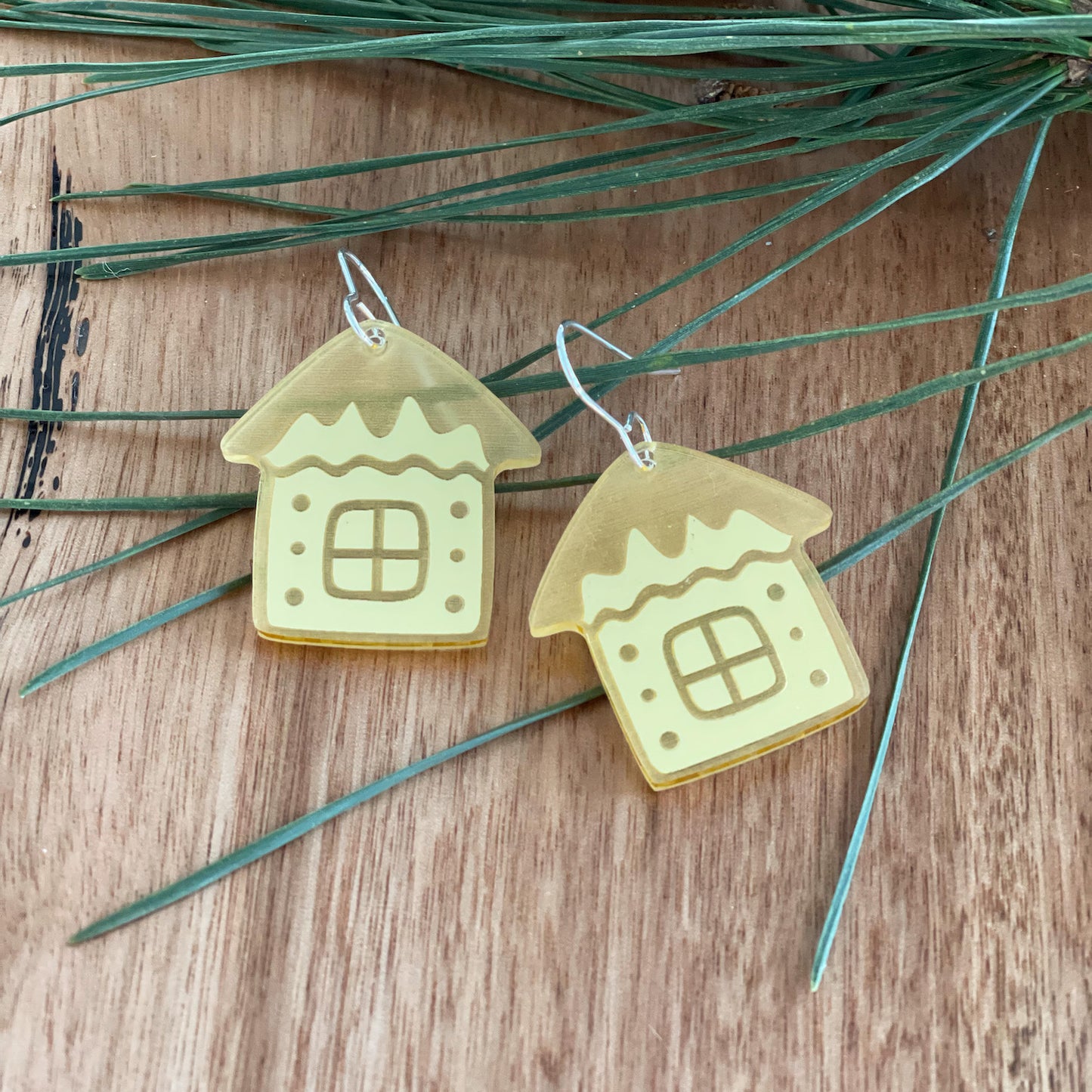 PRE-ORDER Christmas Dangles - Gingerbread House - Posts or Hooks-Bandicute